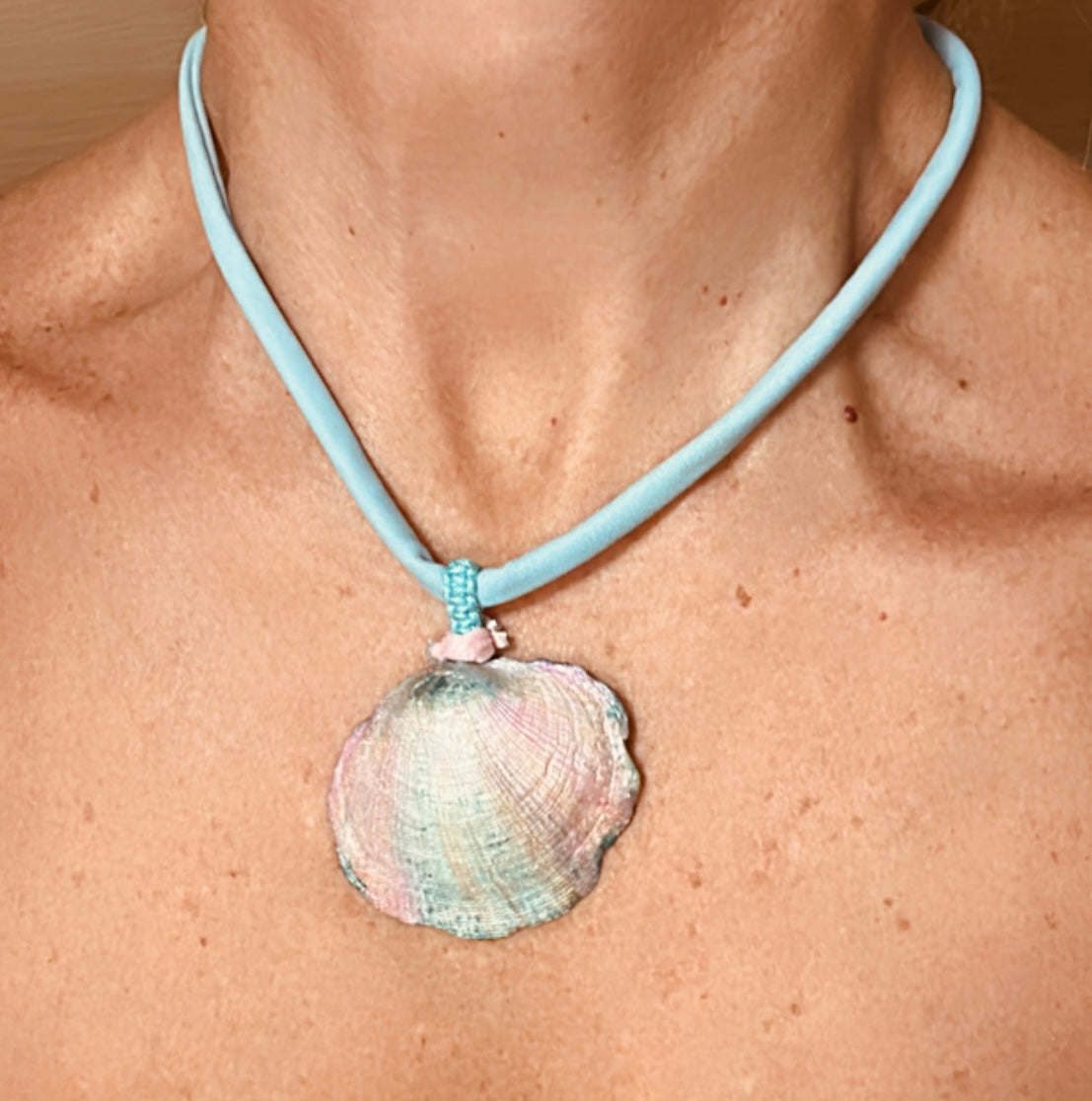 Hand made necklace - sea shell