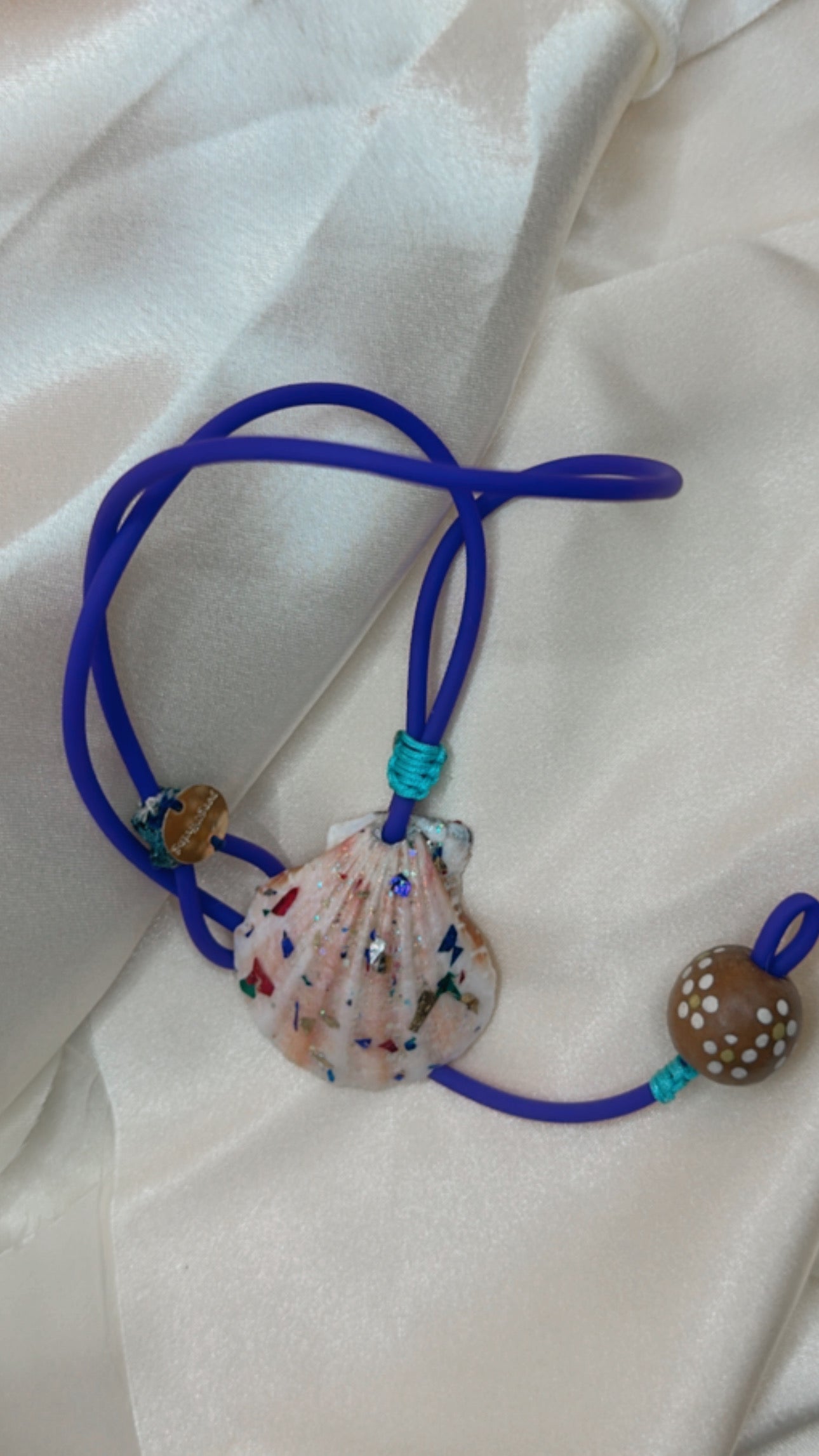 Hand made necklace - sea shell and cord