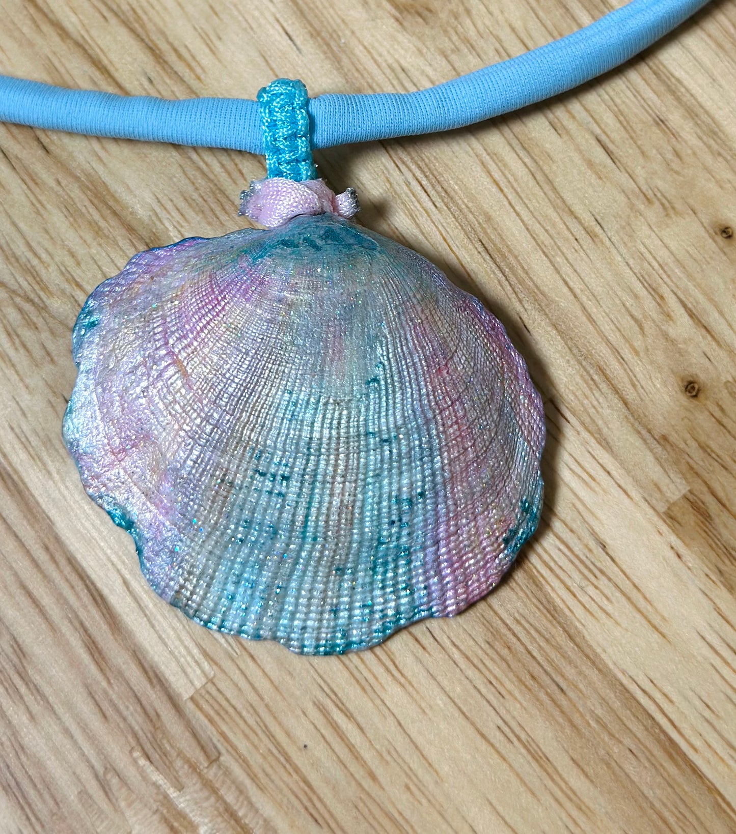 Hand made necklace - sea shell