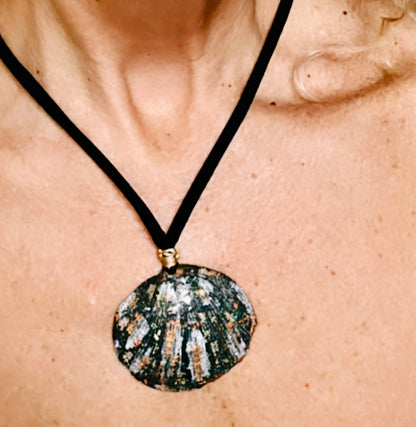 Hand made necklace - sea shell
