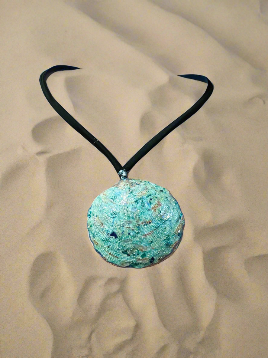 Hand made necklace - sea shell