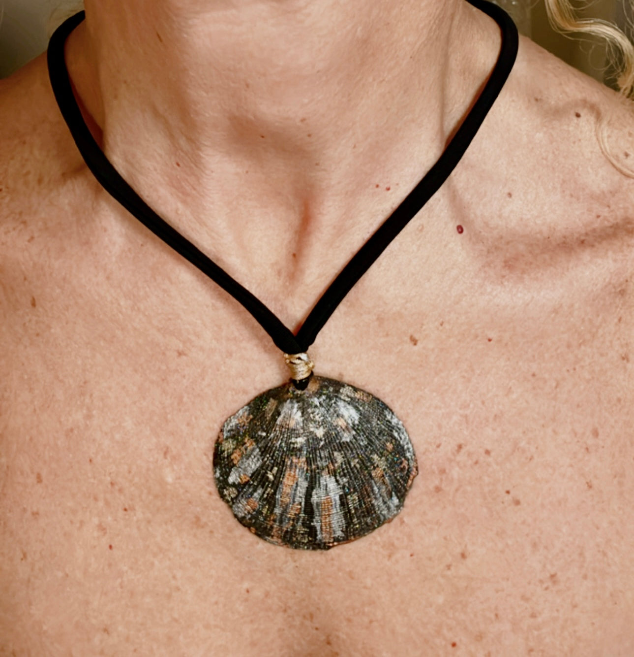 Hand made necklace - sea shell