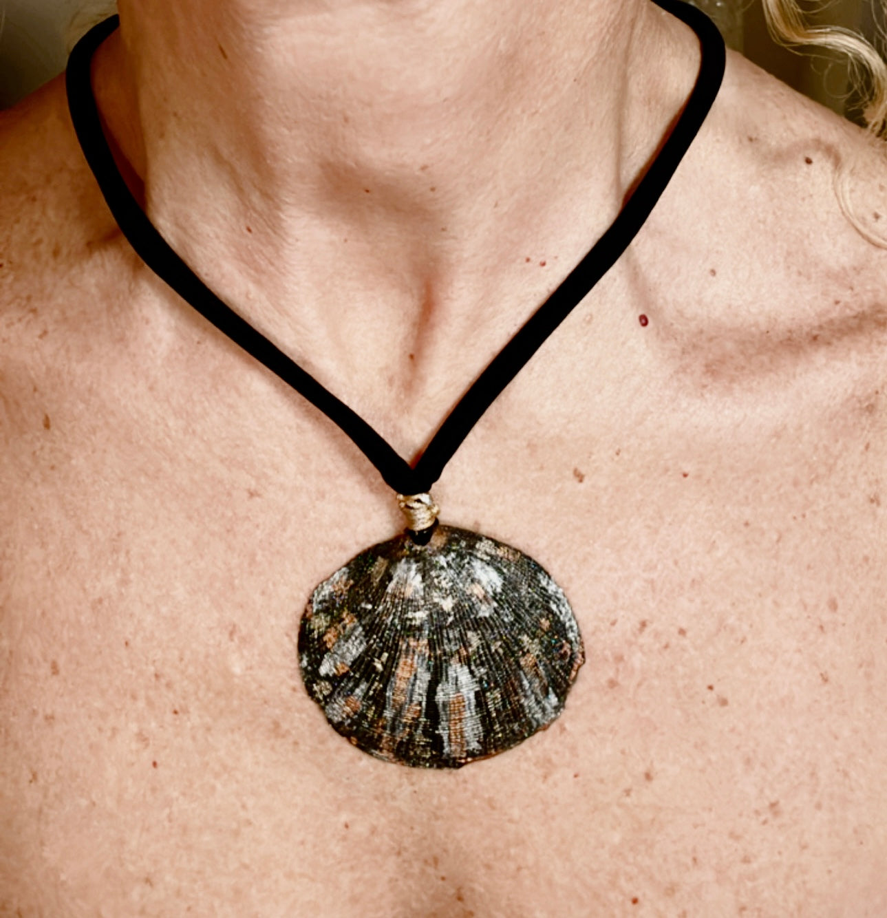 Hand made necklace - sea shell