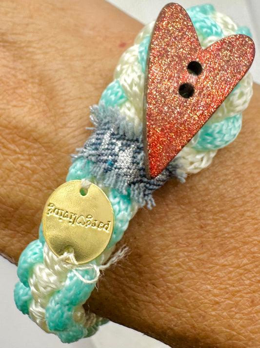 Hand made bracelet - Macrame cord with heart