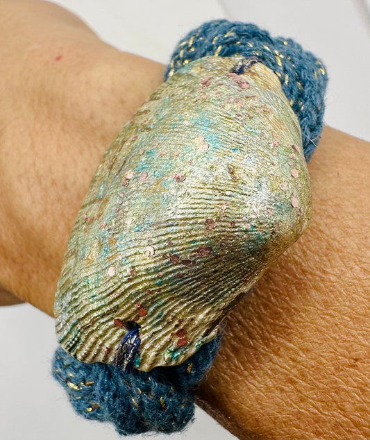 Seashell bracelet
