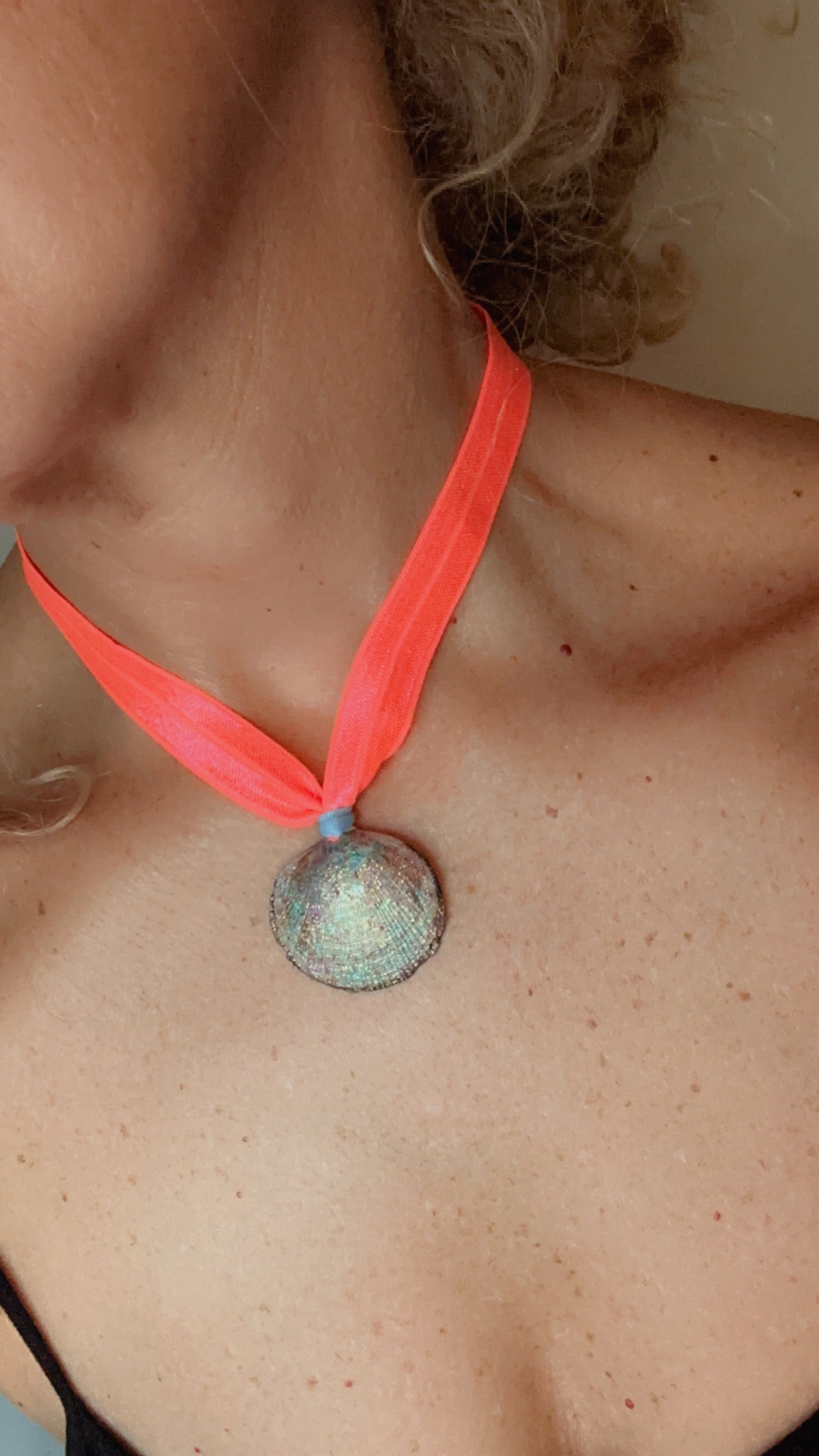 Hand made necklace - sea shell