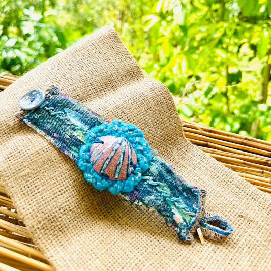 Pulsera mahón y concha rosada