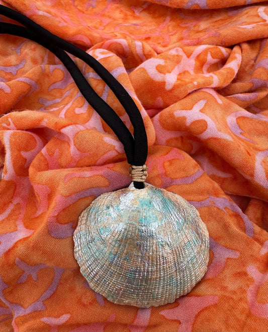 Hand made necklace - sea shell