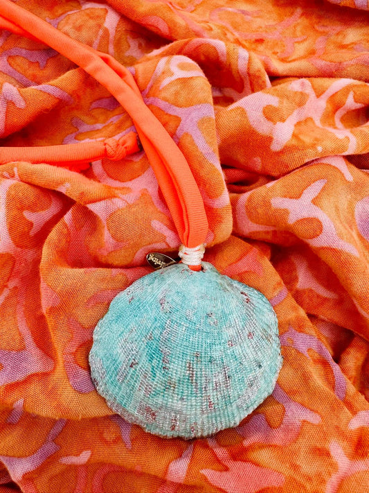 Hand made necklace - sea shell